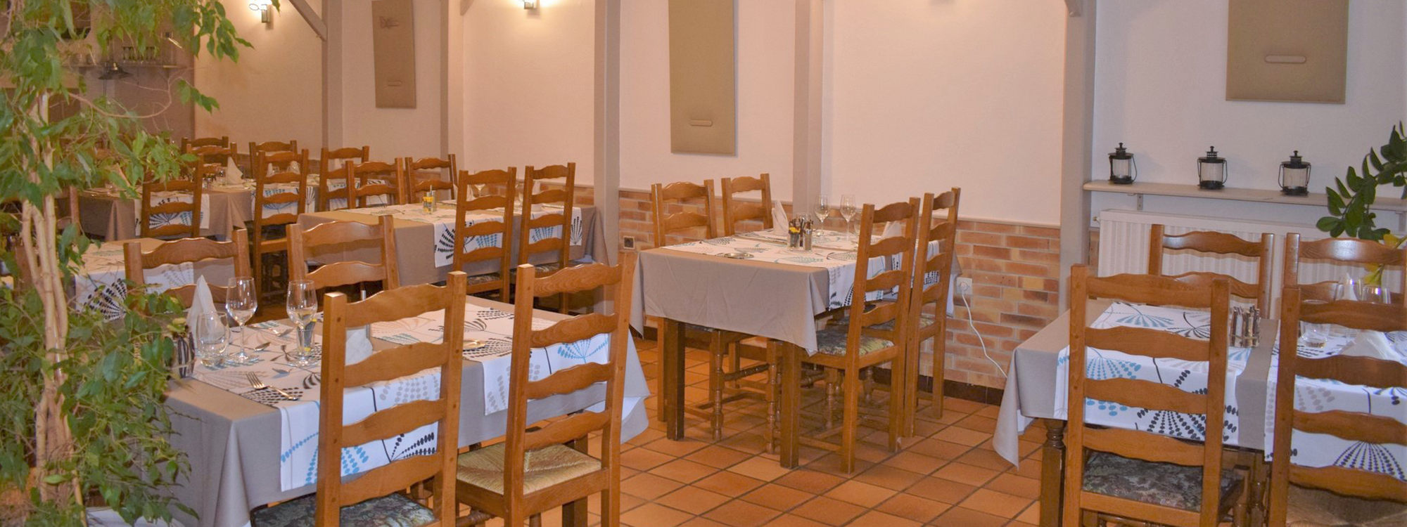 Salle du restaurant, Auberge du Cheval Blanc